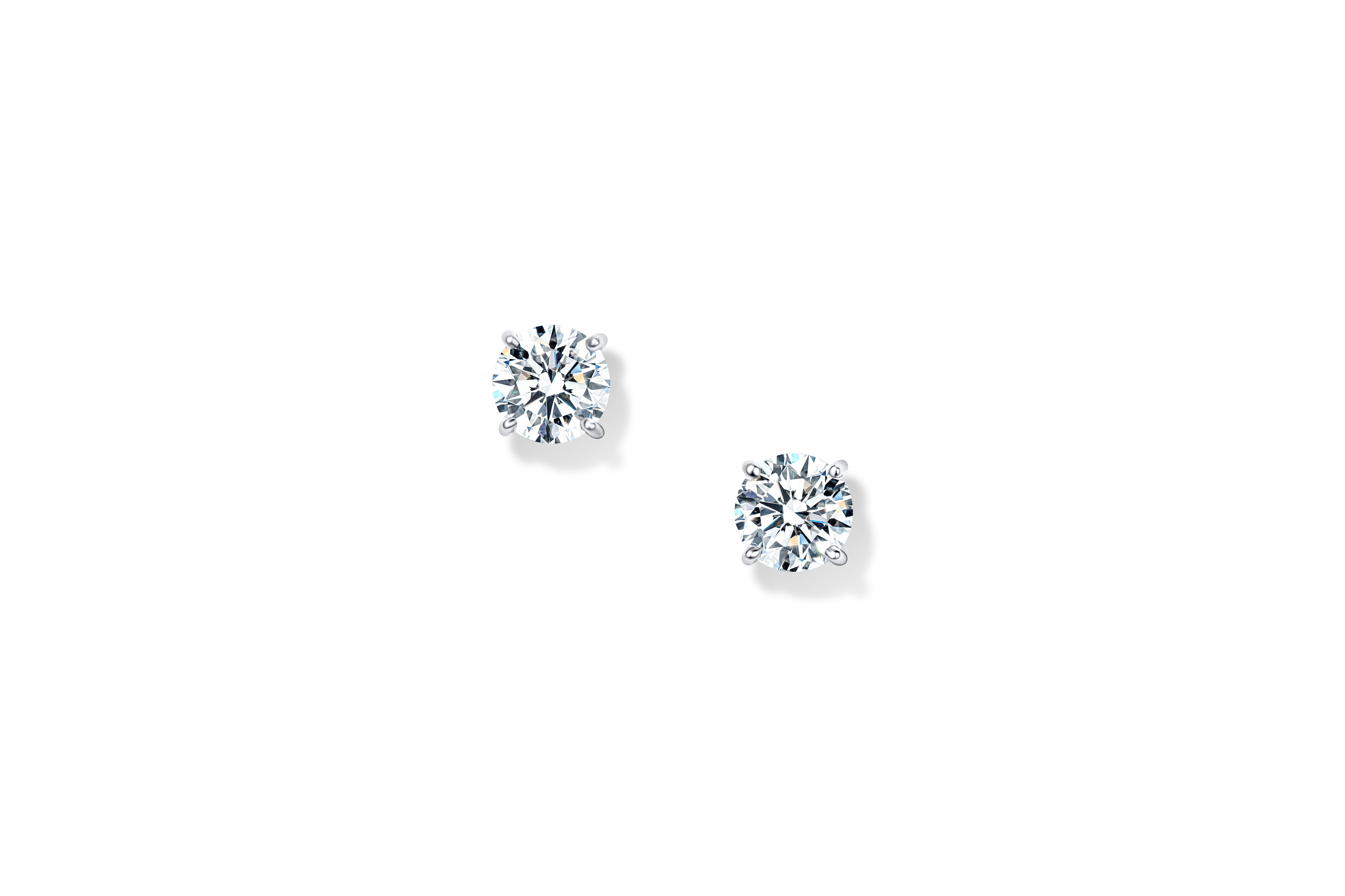Stud earrings with 0.5 ct diamonds