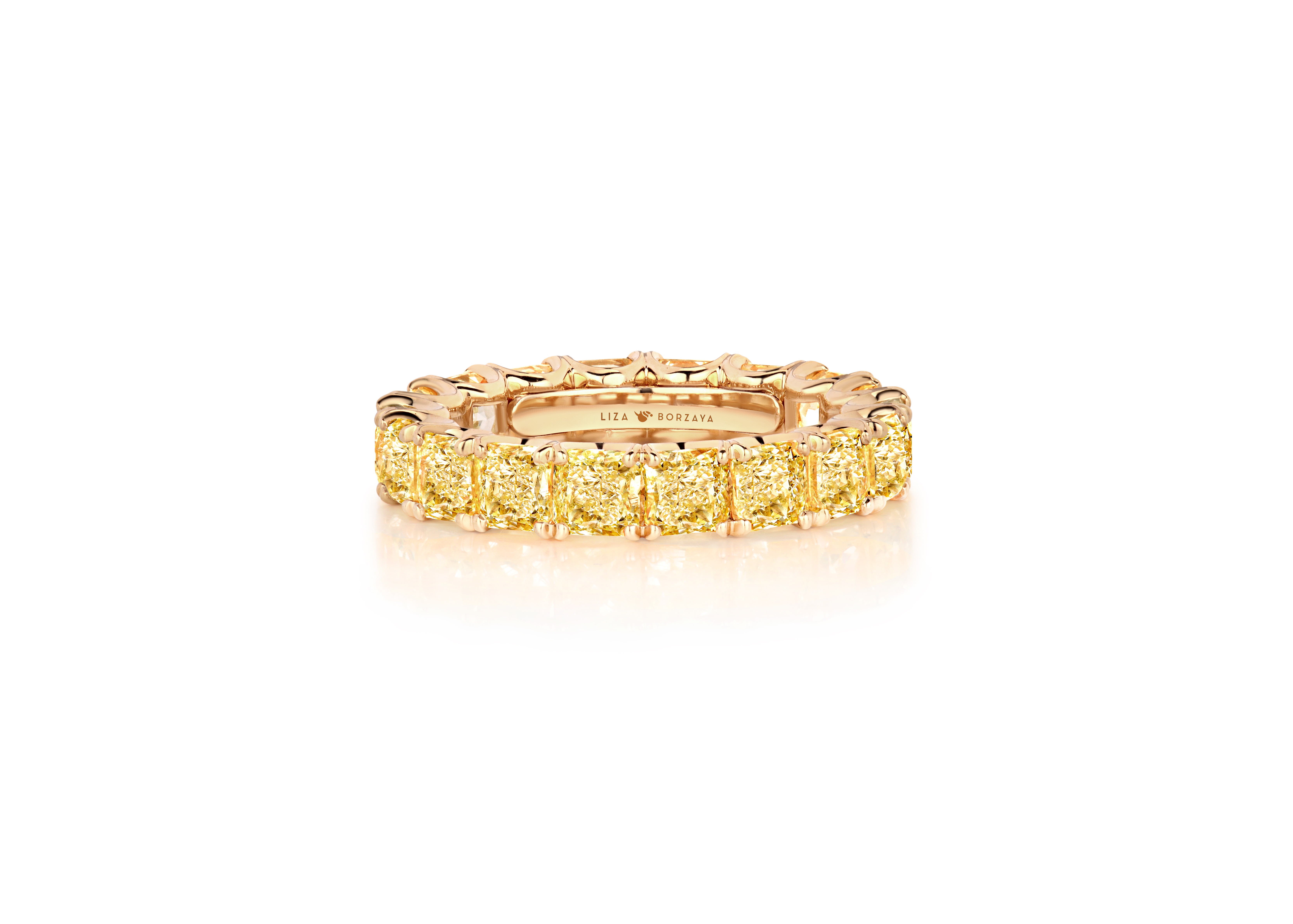 Ring with yellow diamonds