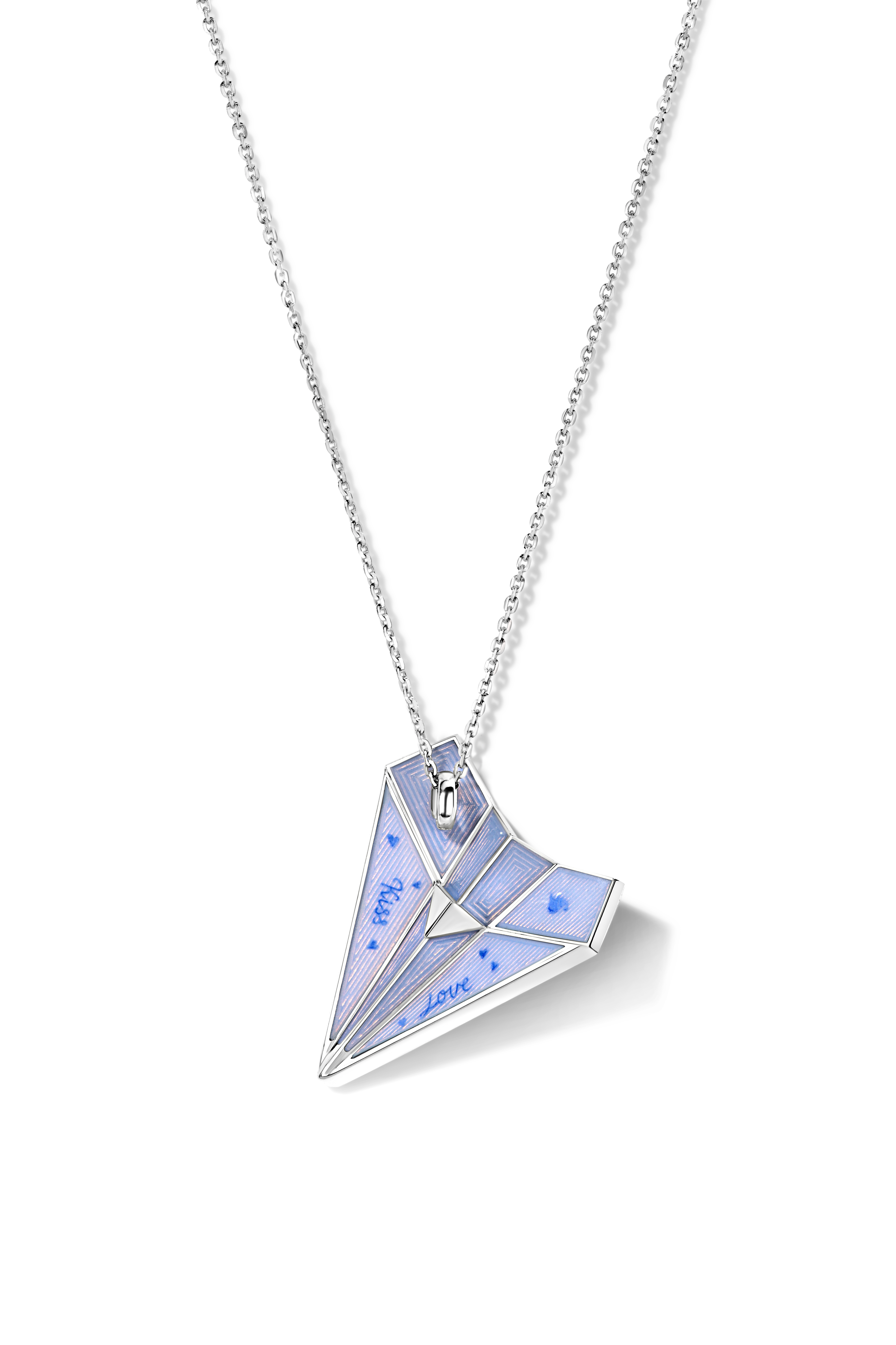 Pendant on a chain "Red heart"