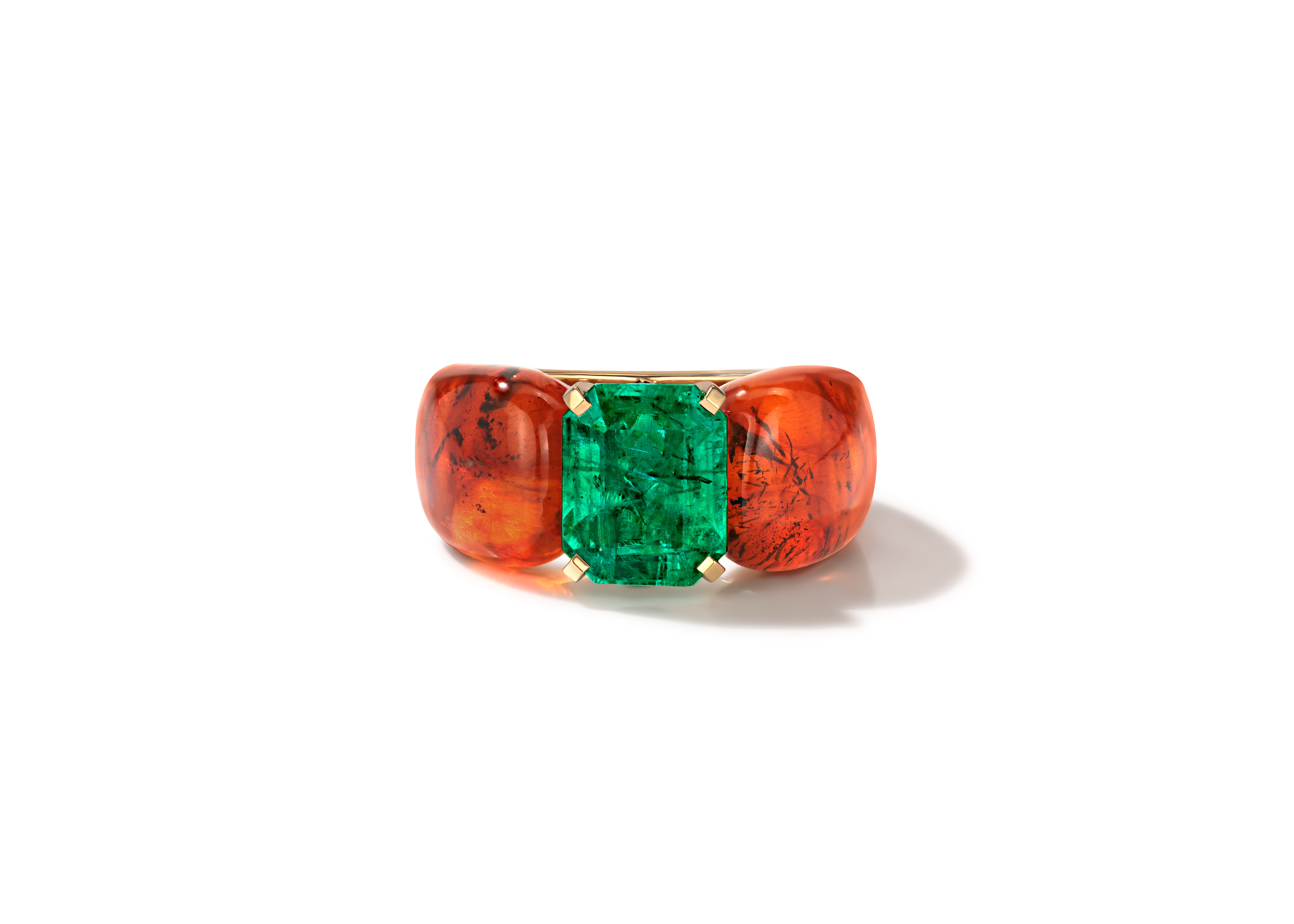 Ring with amber and emerald