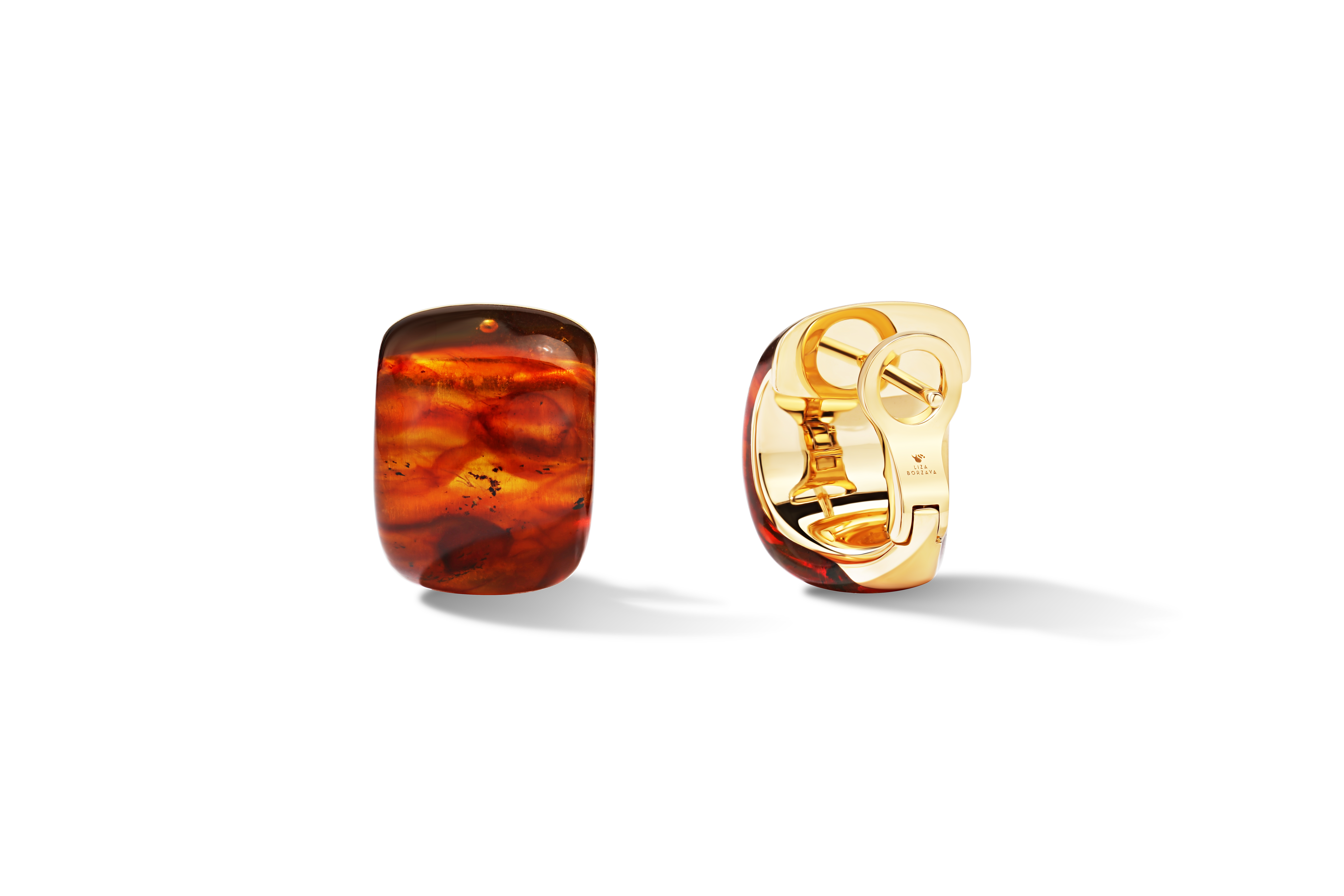 Square earrings with amber