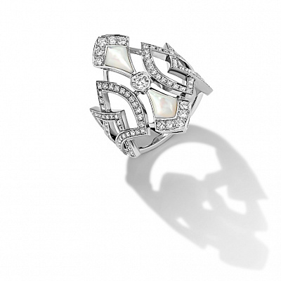 Ring "White nacre"
