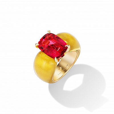 Ring with amber and rubellite 8.08 carats