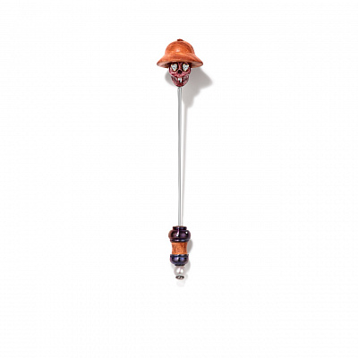 Brooch “Skull in a wooden hat”