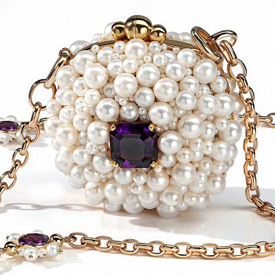 Handbag with pearls and amethyst